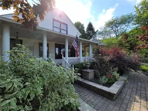 Exterior - 9948 Old State Rd, Chardon, OH 44024 photo 1 of 11