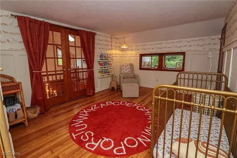 Bedroom - 9948 Old State Rd, Chardon, OH 44024 photo 6 of 7