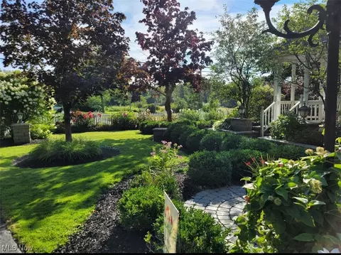Exterior - 9948 Old State Rd, Chardon, OH 44024 photo 11 of 11