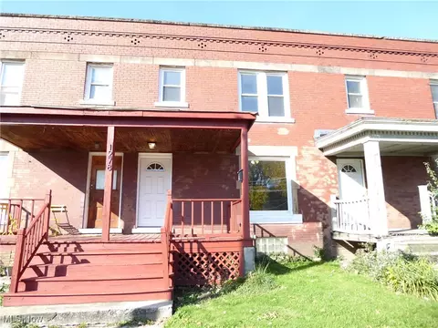 1278 W 85 St, Cleveland, OH 44102