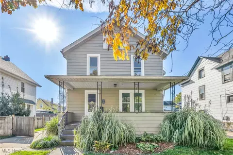 916 Oregon Ave, Akron, OH 44314