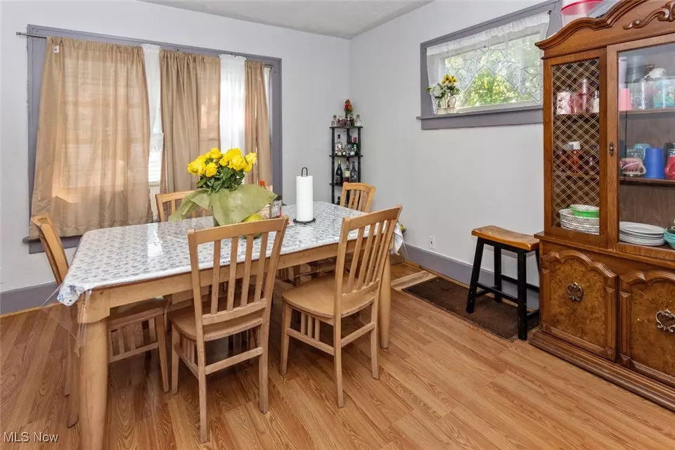 Dining - 211 Girard Ave NE, Canton, OH 44704 photo 1 of 2