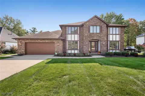 4271 Sir Richard Ave, North Royalton, OH 44133