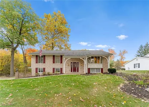 3034 Inwood Dr NW, Massillon, OH 44646