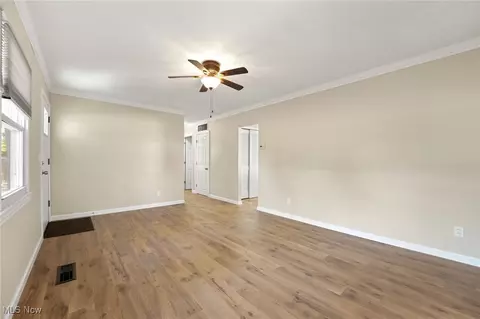 Living - 125 Coronado Ct, Elyria, OH 44035 photo 4 of 4
