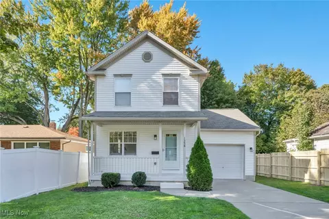 1358 Seward Ave, Akron, OH 44320