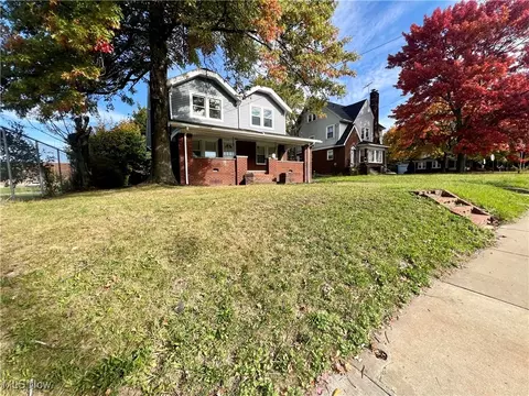 1024 Copley Rd, Akron, OH 44320 photo 3