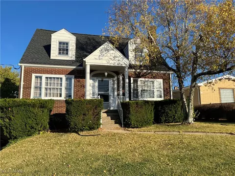 424 N 10th St, Weirton, WV 26062