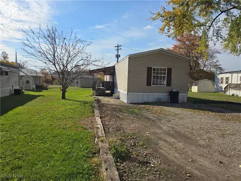 2870 Maysville Pike #LOT 48, South Zanesville, OH 43701