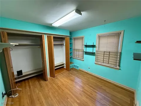 17689 Mapleboro Ave, Maple Heights, OH 44137 photo 9
