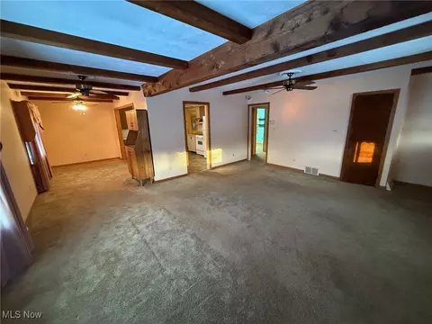 17689 Mapleboro Ave, Maple Heights, OH 44137 photo 3