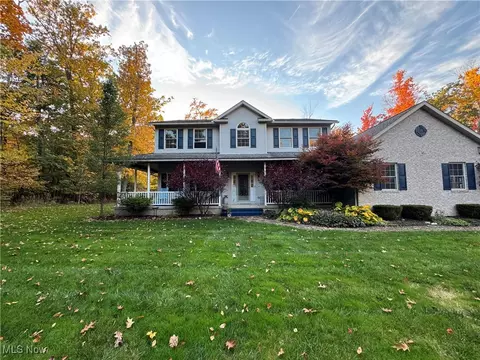 3824 Roselawn Ave, Woodmere, OH 44122