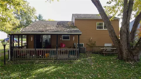 9065 Spring Dr, Windham, OH 44288 photo 9
