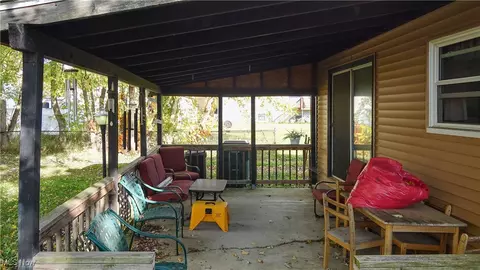 9065 Spring Dr, Windham, OH 44288 photo 11