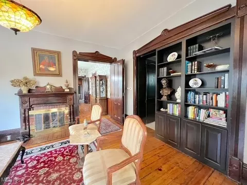 403 E 3rd St, Dover, OH 44622 photo 8