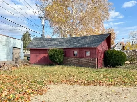 403 E 3rd St, Dover, OH 44622 photo 44