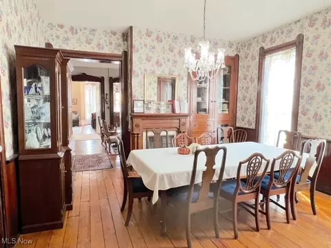 403 E 3rd St, Dover, OH 44622 photo 10