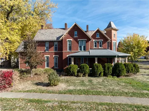 403 E 3rd St, Dover, OH 44622 photo 39
