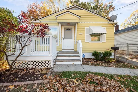 16913 Martha Rd, Cleveland, OH 44135
