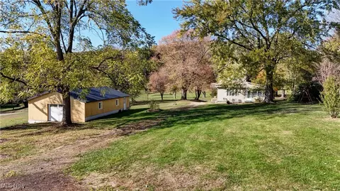 312 Hummel Valley Rd SW, New Philadelphia, OH 44663