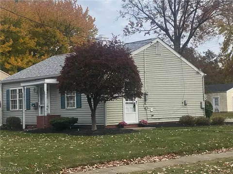 2428 W 9th, Ashtabula, OH 44004 photo 2