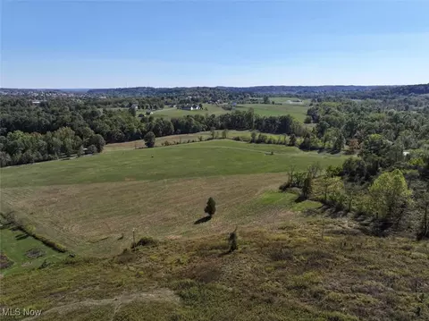 64877 Pigeon Gap Rd, Cambridge, OH 43725