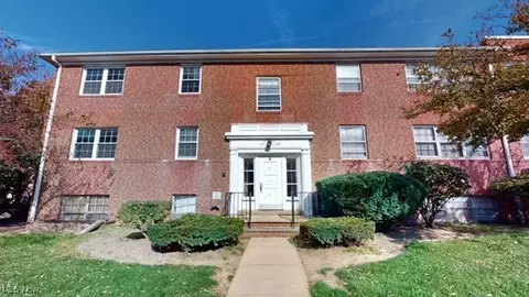 3271 Warrensville Center Rd #2A, Shaker Heights, OH 44122