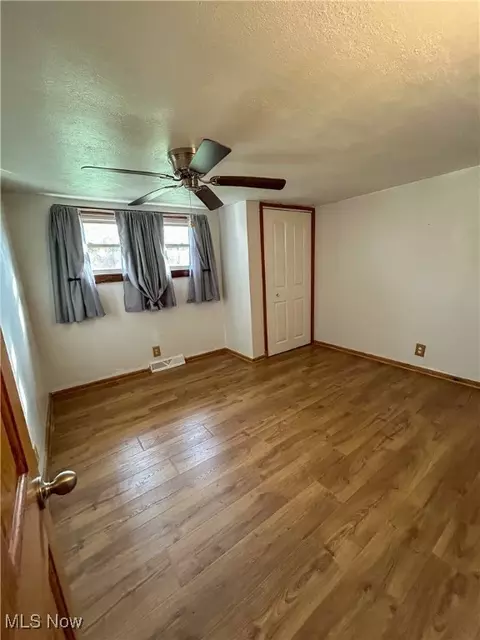 Bedroom - 4010 Jaeger Rd, Lorain, OH 44053 photo 2 of 2
