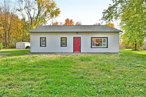 222 Cleveland Ave E, Warren, OH 44483