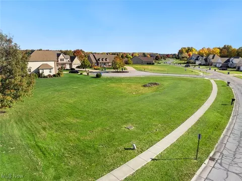701 Hayes St, Lagrange, OH 44050 photo 4