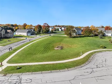 701 Hayes St, Lagrange, OH 44050 photo 2