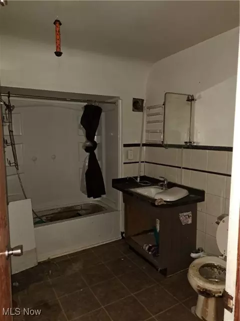 2245 N Ridge Rd E, Lorain, OH 44055 photo 9
