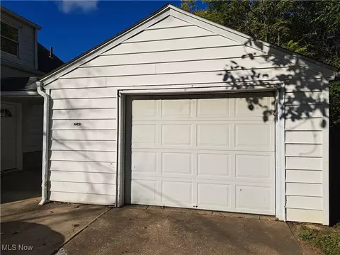 2245 N Ridge Rd E, Lorain, OH 44055 photo 4