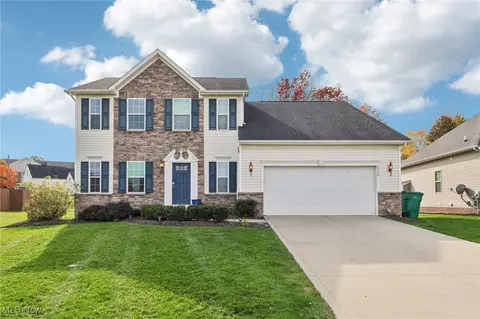 5740 W Long Ridge Dr, Seven Hills, OH 44131