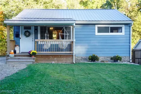 236 S Hickin Ave, Rittman, OH 44270