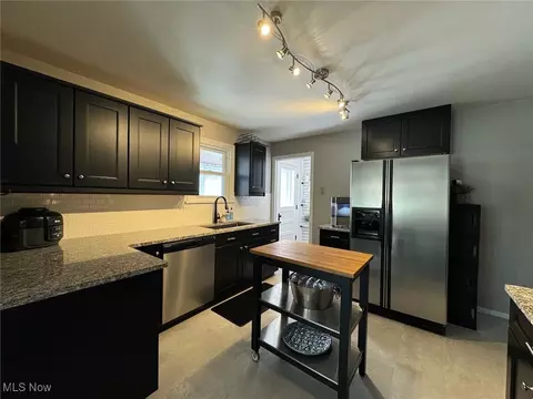 162 Powers Rd, Weirton, WV 26062 photo 9