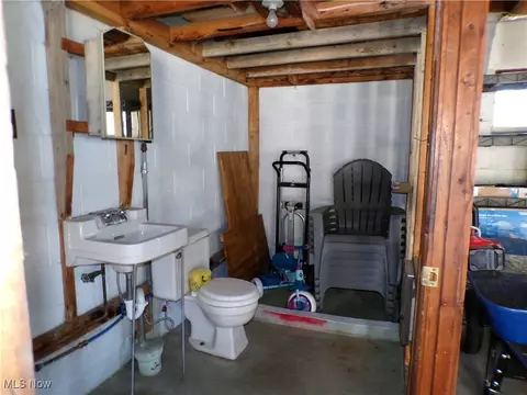 162 Powers Rd, Weirton, WV 26062 photo 47