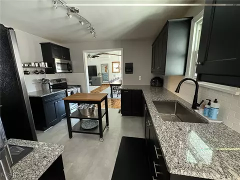 162 Powers Rd, Weirton, WV 26062 photo 11