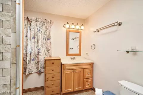 967 Killinger Rd, Clinton, OH 44216 photo 11