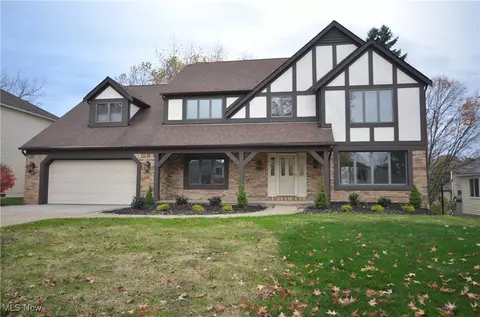 18104 Heritage Trl, Strongsville, OH 44136