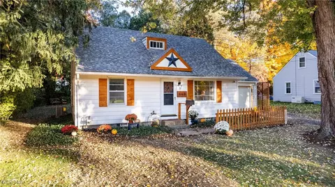 640 N Howard Ave, Salem, OH 44460