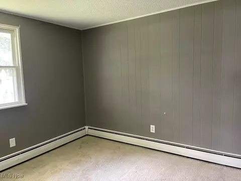 Bedroom - 715 Abbe Rd S, Elyria, OH 44035 photo 3 of 6