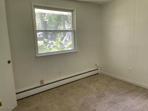 Bedroom - 715 Abbe Rd S, Elyria, OH 44035 photo 1 of 6