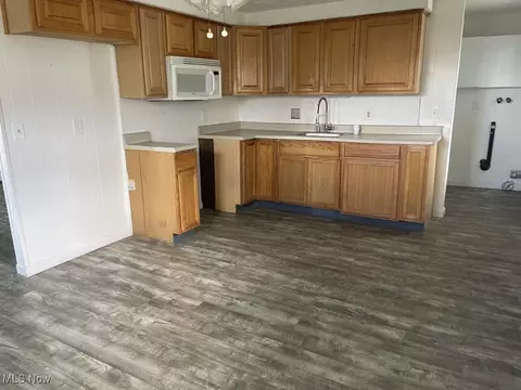 Kitchen - 715 Abbe Rd S, Elyria, OH 44035 photo 1 of 1