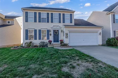 37925 Pebble Lake Trl, North Ridgeville, OH 44039