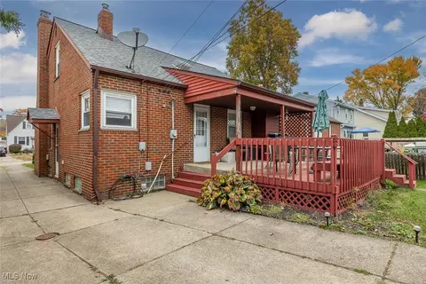 Exterior - 6107 Gilbert Ave, Parma, OH 44129 photo 4 of 5