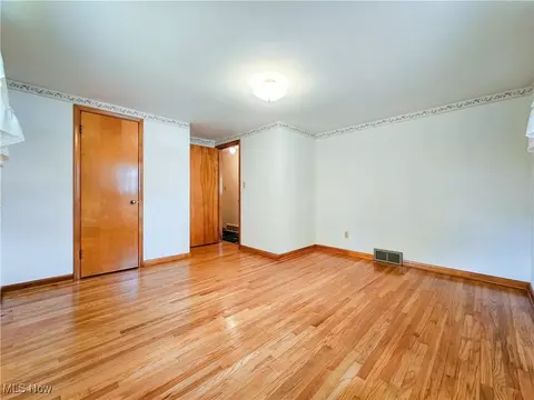 6040 Firestone Rd NE, Canton, OH 44721 photo 12