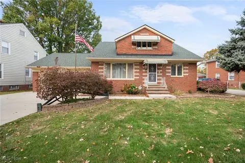 230 E 218 St, Euclid, OH 44123
