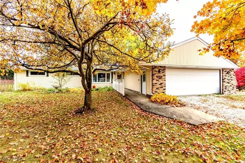8754 Stoneman Rd, Streetsboro, OH 44241