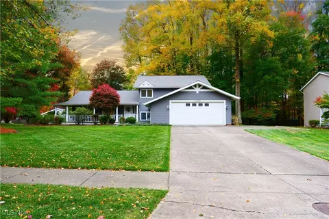 13300 N Partridge Dr, Valley View, OH 44125